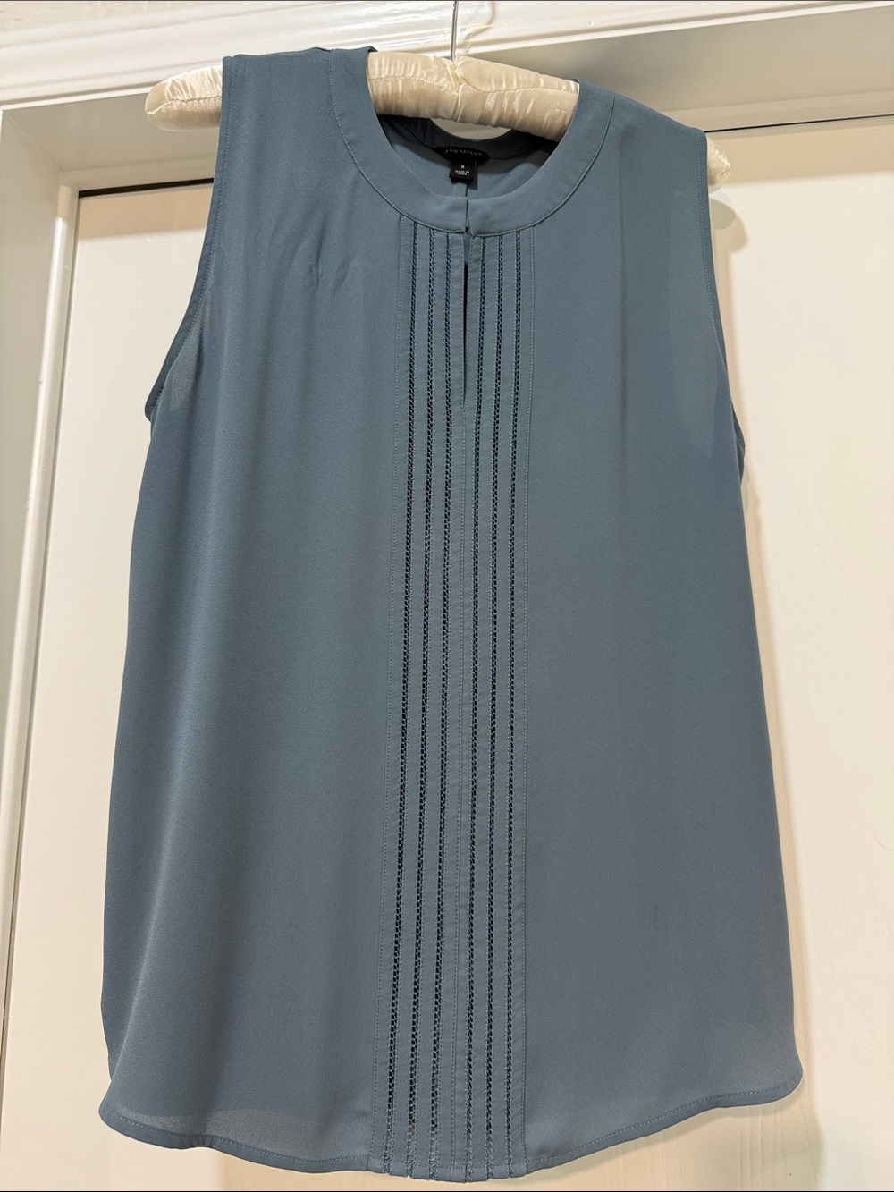 Ann Taylor Sleeveless Pleated Front Top in Dusty Blue-Grey